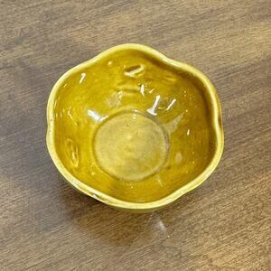 Vintage Mustard Brown Stoneware Scalloped Bowl Pumpkin Shape Unmarked 3.25"